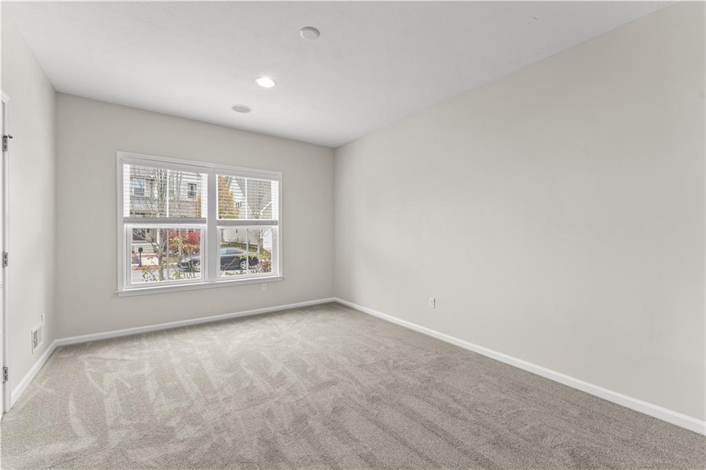 818 Oneida Circle Mars, PA 16046 - Photo 29 of 45 an empty room with windows