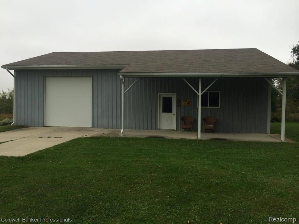 5945 Summers Road North Branch, MI 48461 - Photo 24 of 26 11219322_10153206902088693_5115828839237966318_n.jpg