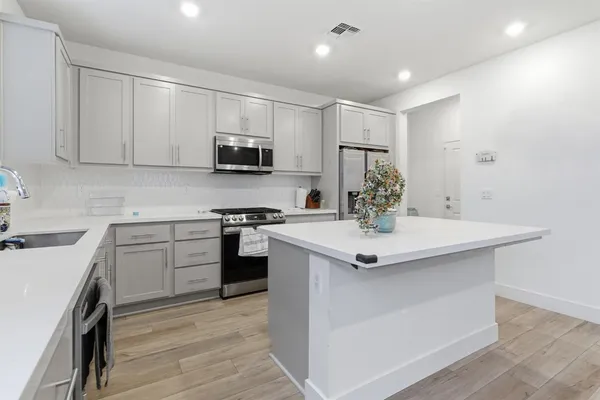 $719,000 | 7329 Umberto Place, Tracy, CA 95377
