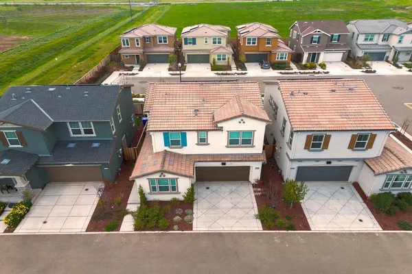 $719,000 | 7329 Umberto Place, Tracy, CA 95377