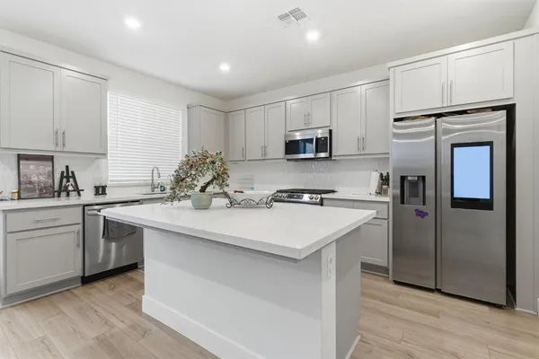 $719,000 | 7329 Umberto Place, Tracy, CA 95377