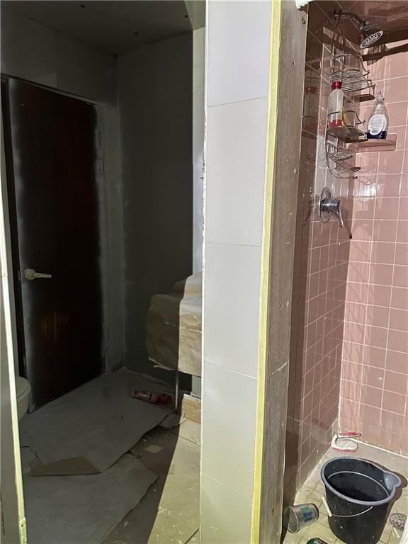 1730 Graham Boulevard Pittsburgh, PA 15235 - Photo 19 of 24 a bathroom with a sink and a shower