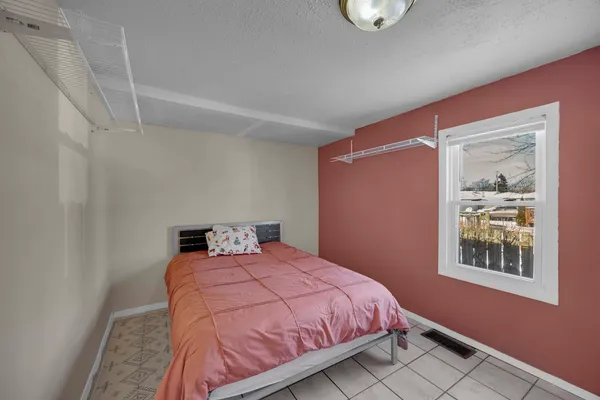 $165,900 | 1336 Hirsch Avenue, Calumet City, IL 60409