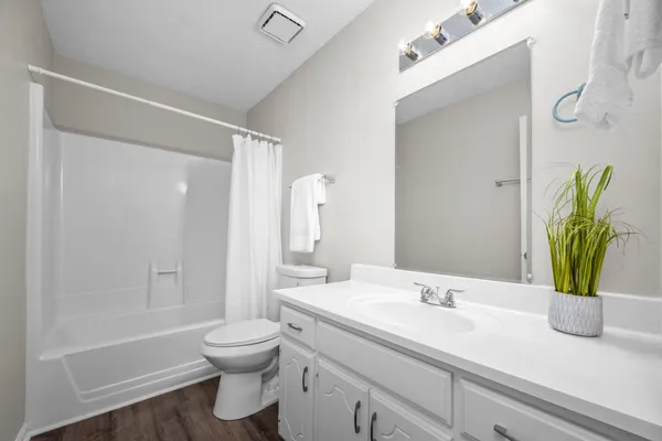 $399,900 | 1618 Windy Meadow Drive, Christiana, TN 37037