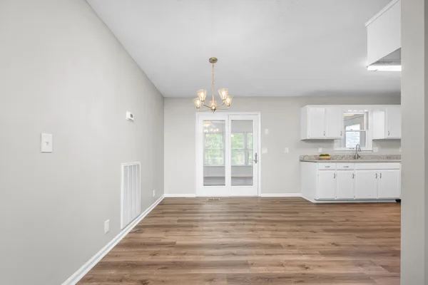 $399,900 | 1618 Windy Meadow Drive, Christiana, TN 37037