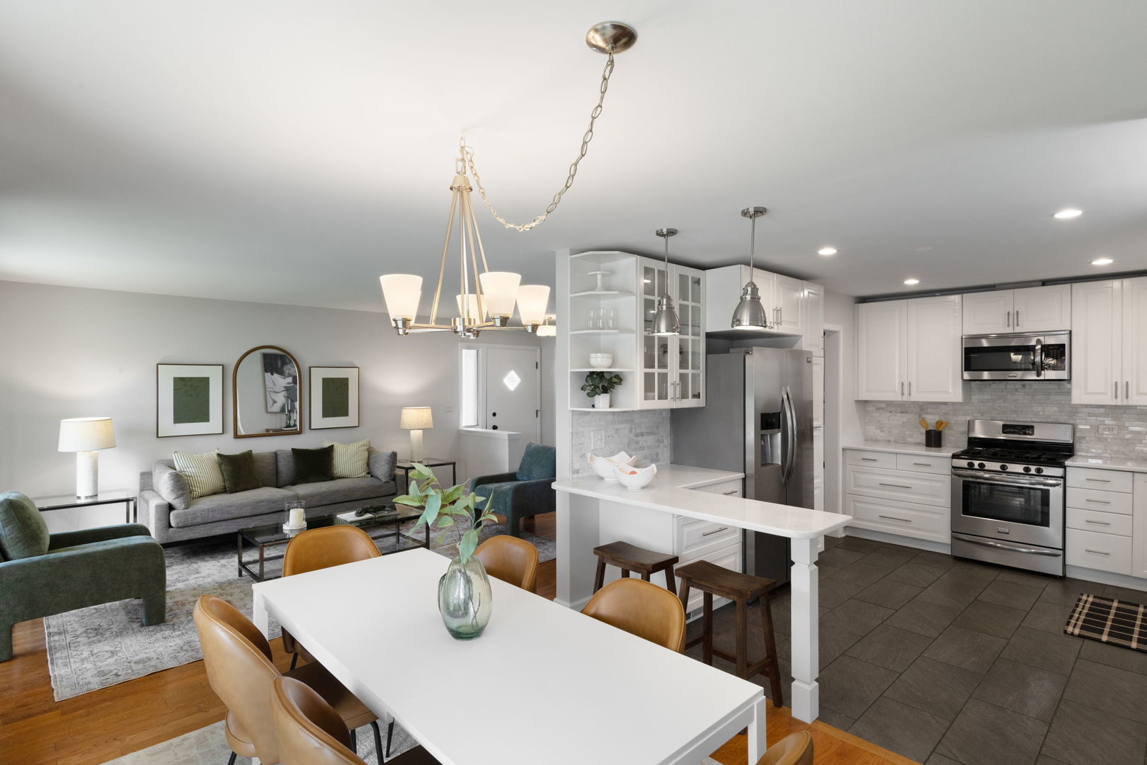851 Long Road Glenview, IL 60025 - Photo 3 of 26 Gallery Image 3