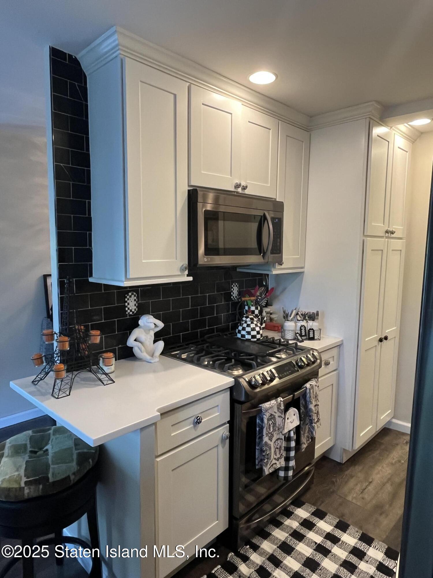 1100 Clove Road, Unit 3C Staten Island, NY 10301 - Photo 20 of 42 IMG_4770