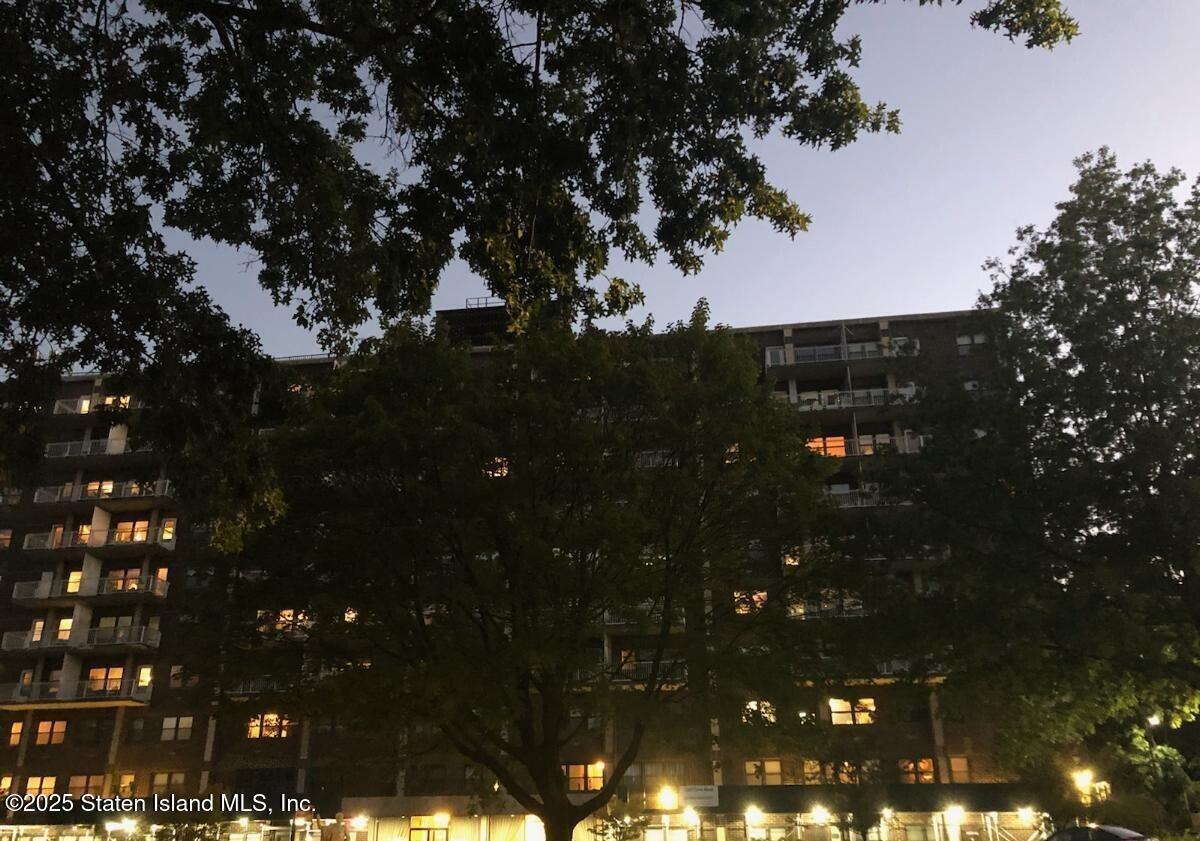 1100 Clove Road, Unit 3C Staten Island, NY 10301 - Photo 3 of 42 The Fountains