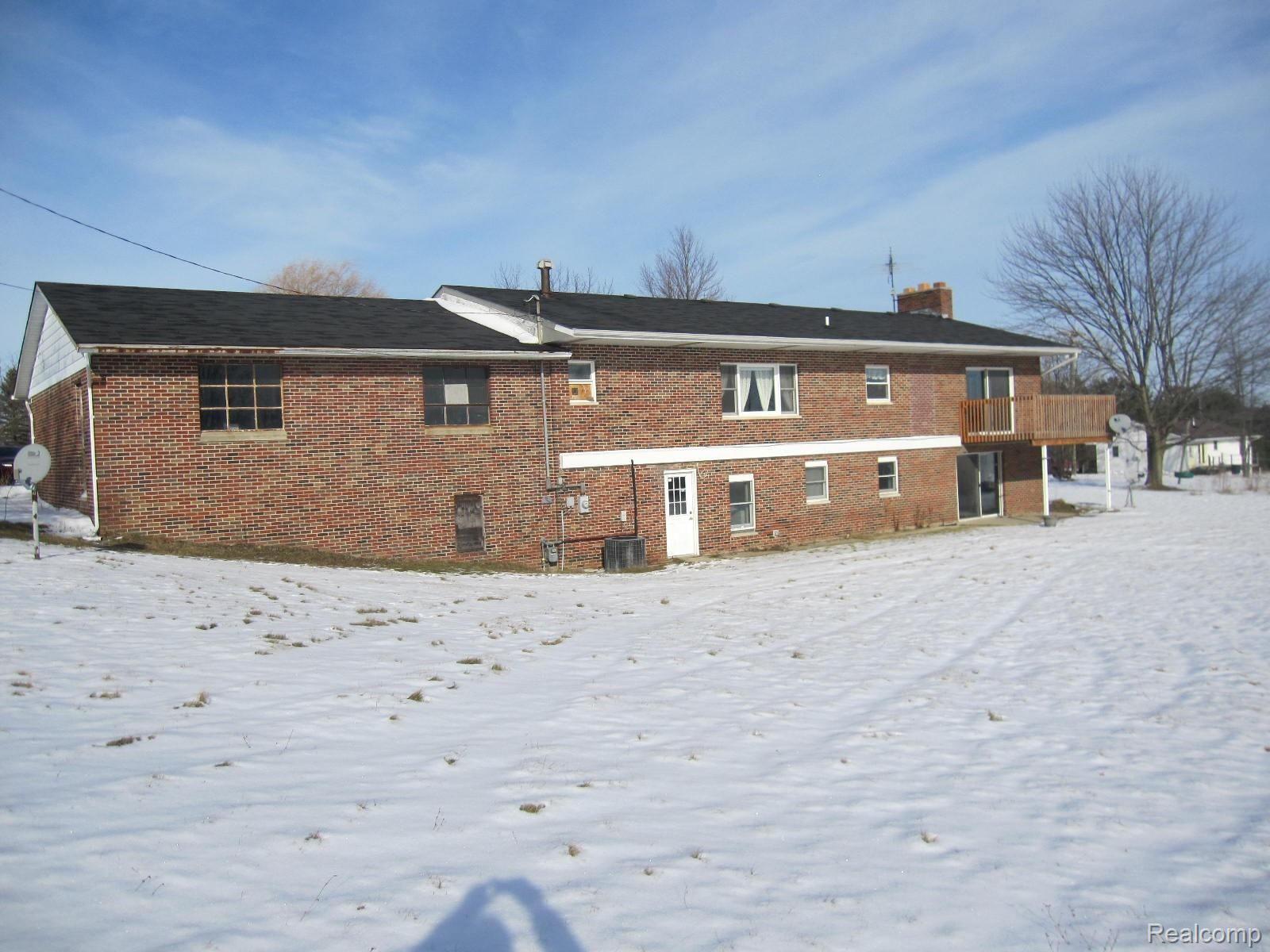 12473 Wilkes Road Yale, MI 48097 - Photo 7 of 46 IMG_4415.JPG
