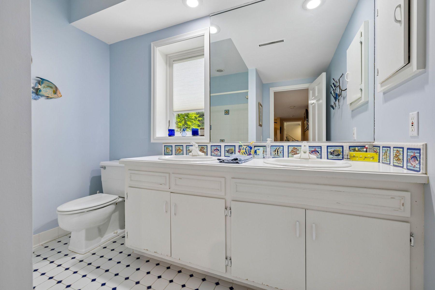 475 Highcroft Road Wayzata, MN 55391 - Photo 23 of 34