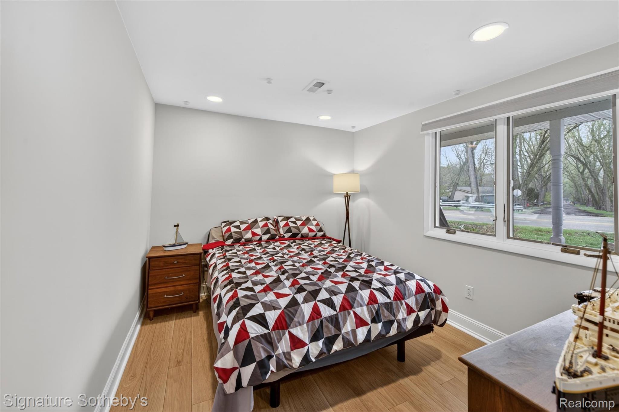 3341 Newton Road Commerce Township, MI 48382 - Photo 41 of 62 28-3341-Newton-Rd-Commerce-Township-MI-48382-WindowStill.jpg