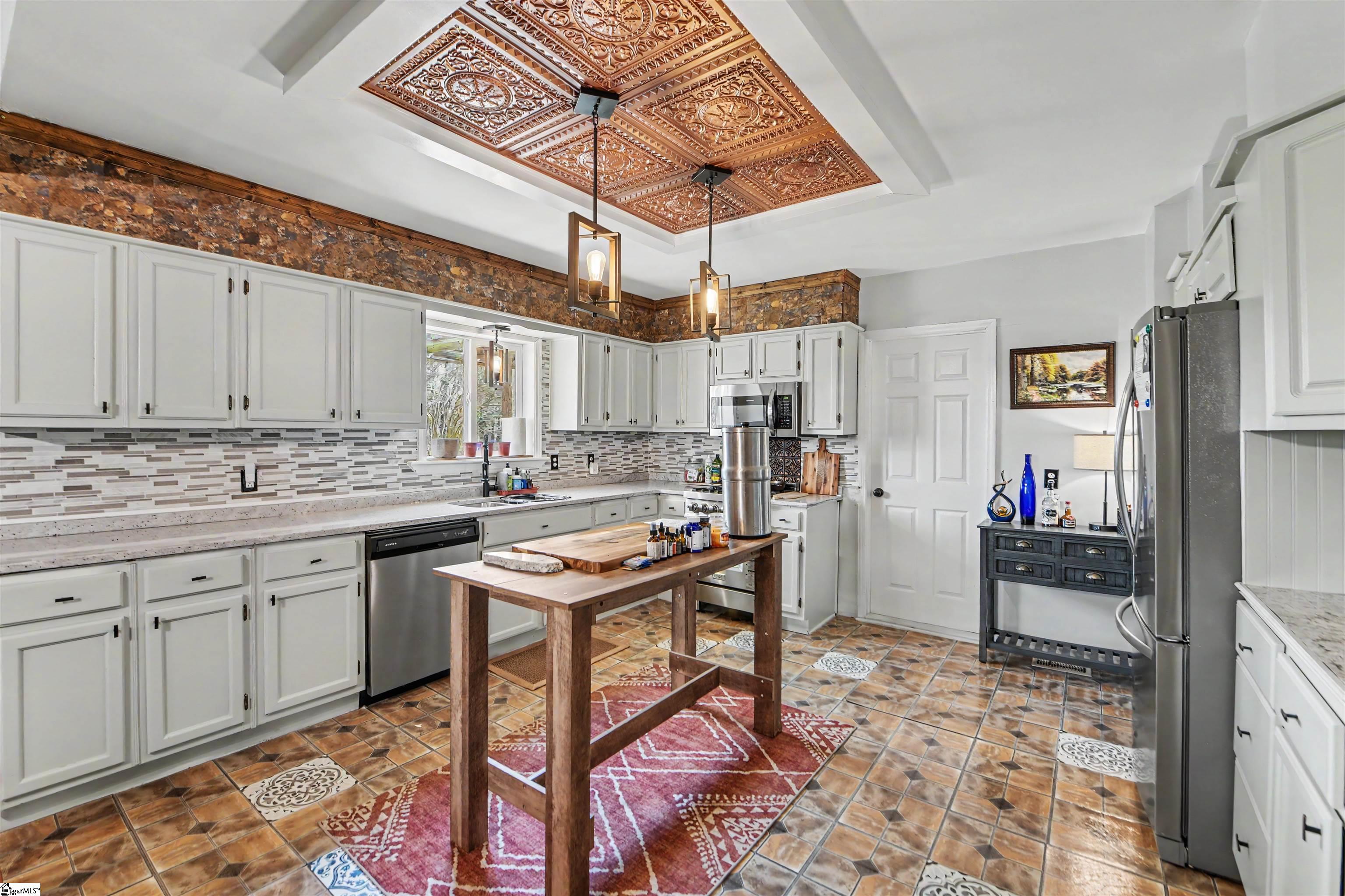 327 Hillside Church Road Fountain Inn, SC 29644 - Photo 14 of 36 Gallery Image 14