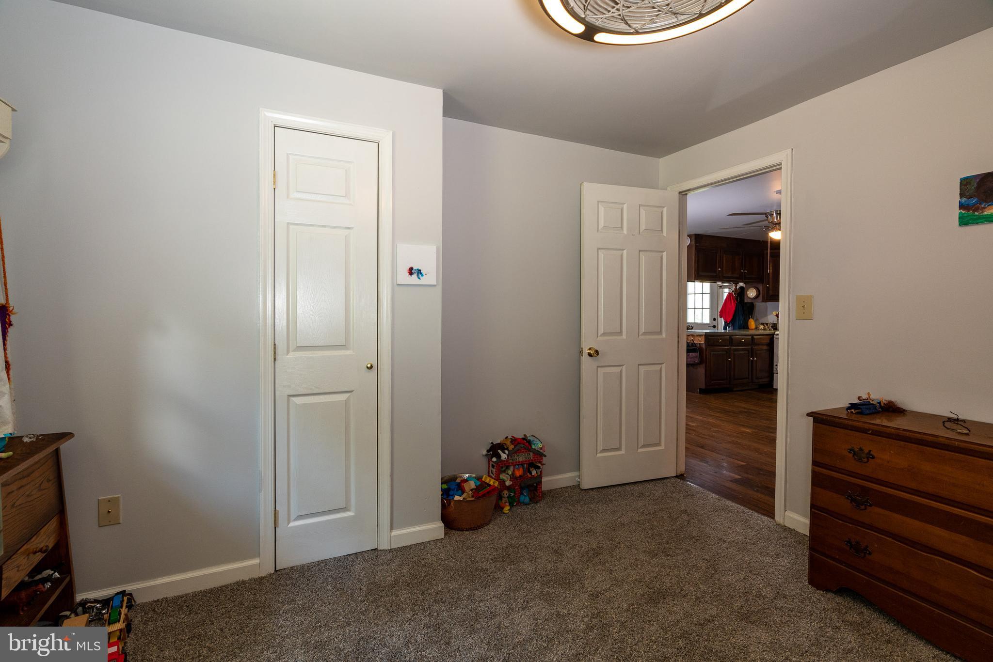 4556 Klinesville Road Columbia, PA 17512 - Photo 18 of 25 Gallery Image 18