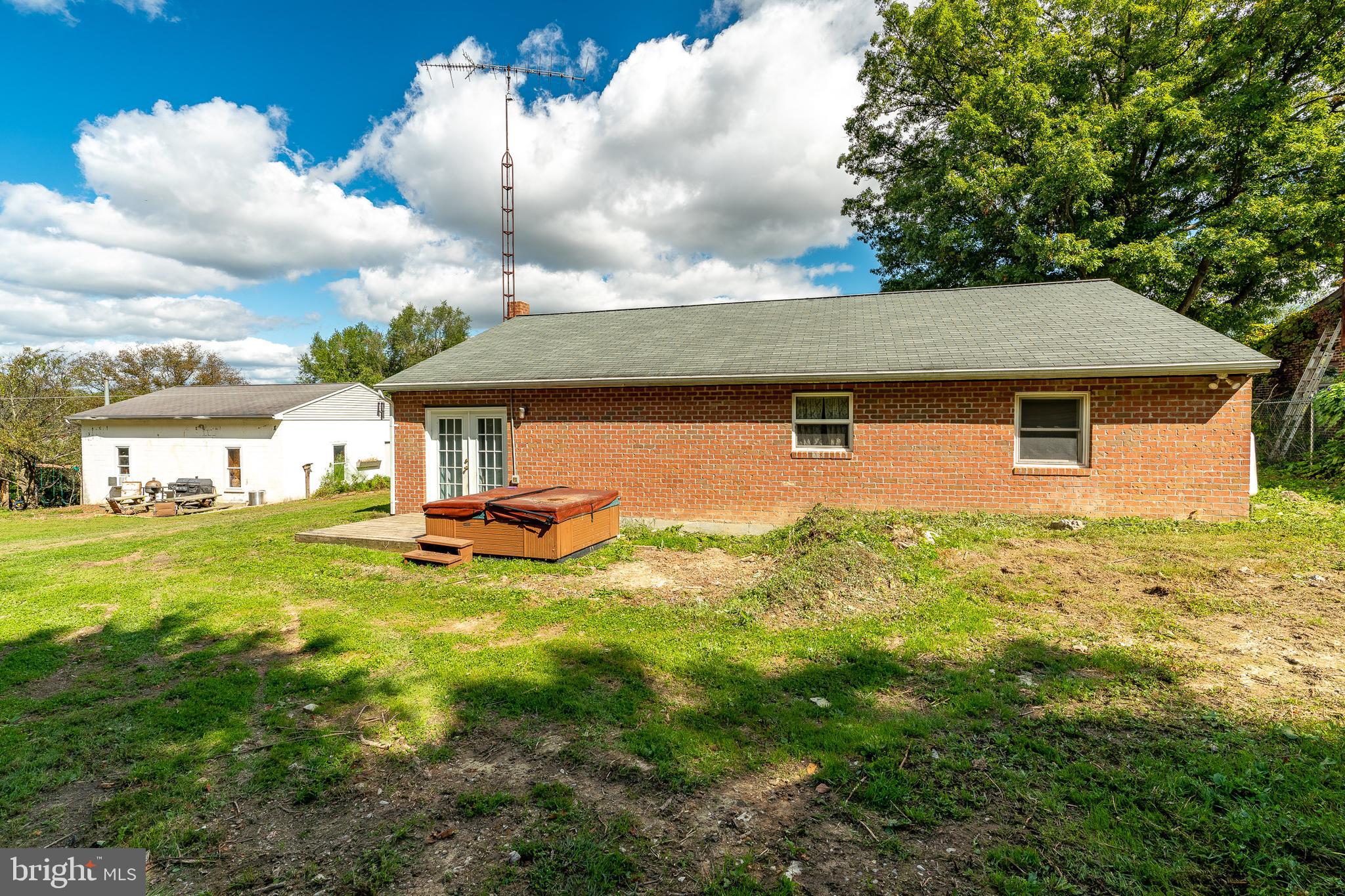 4556 Klinesville Road Columbia, PA 17512 - Photo 20 of 25 Gallery Image 20