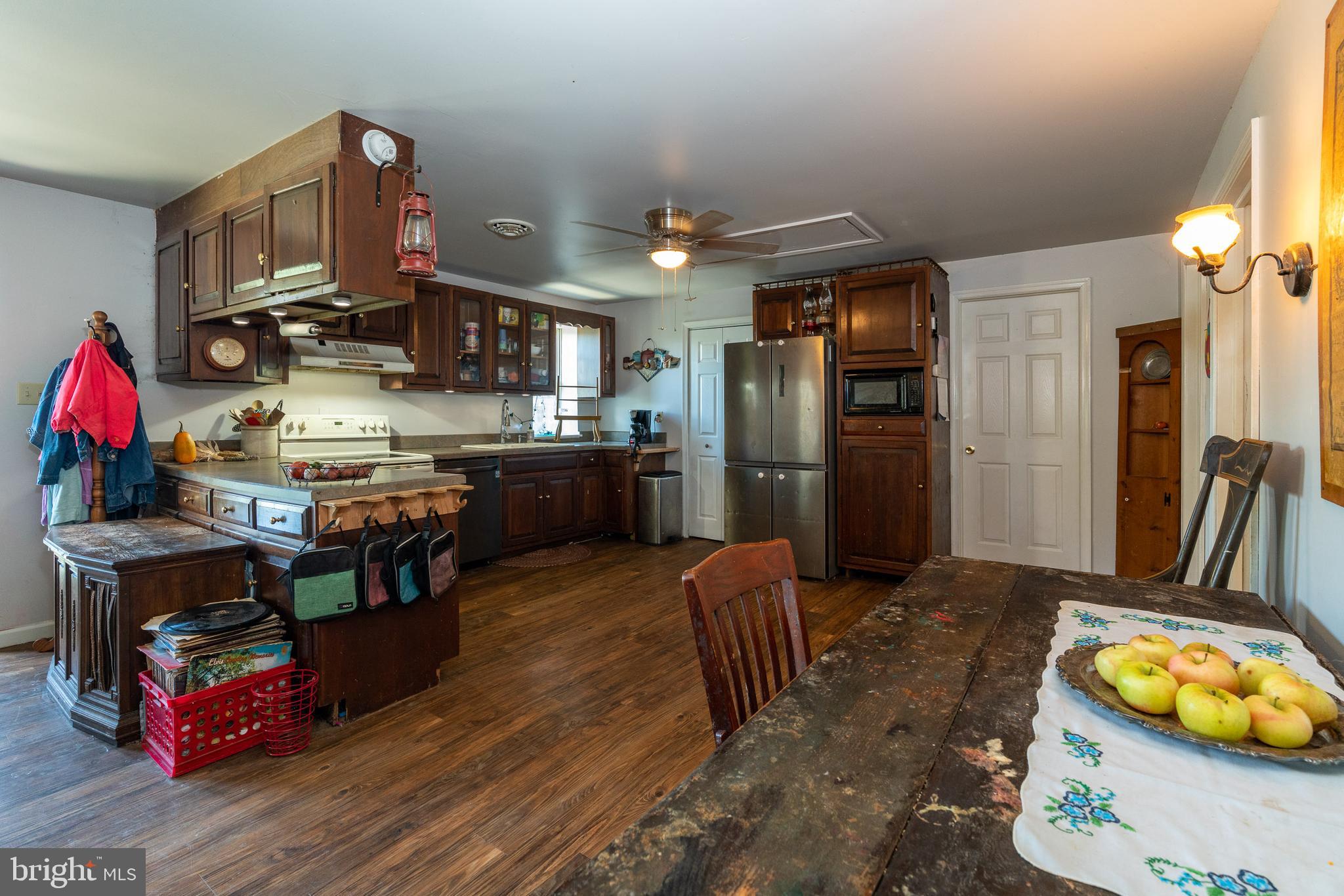 4556 Klinesville Road Columbia, PA 17512 - Photo 8 of 25 Gallery Image 8