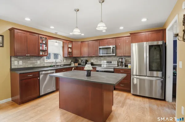 $599,900 | 251 Wauregan Road, Brooklyn, CT 06234