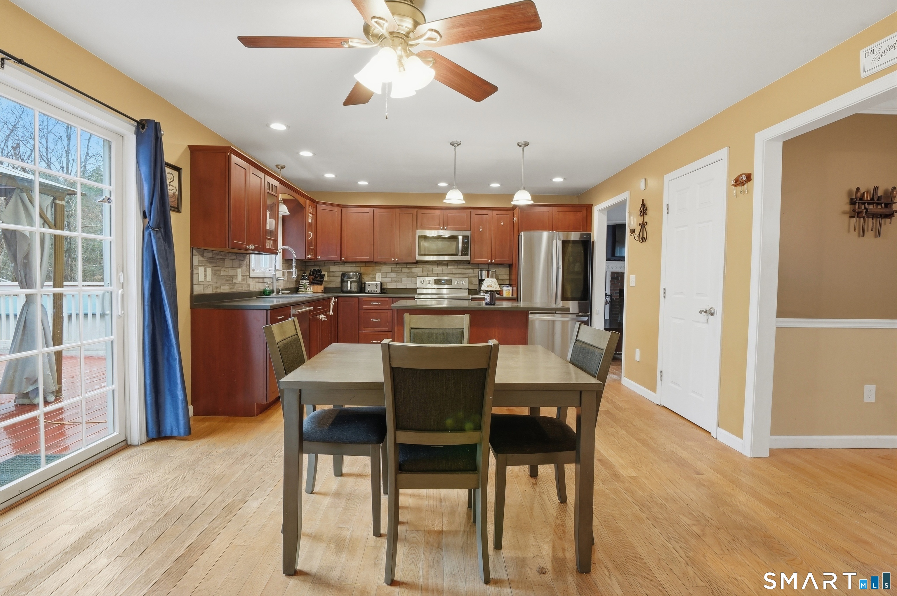 251 Wauregan Road Brooklyn, CT 06234 - Photo 8 of 35