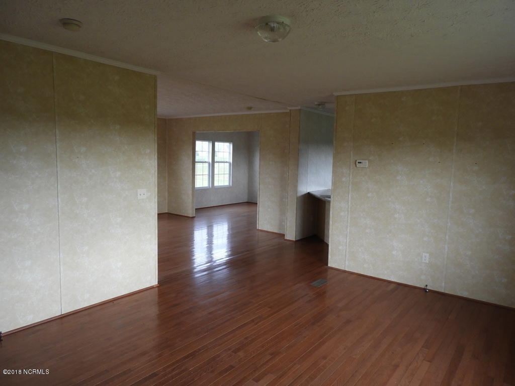 4410 Johnson Place Road Kinston, NC 28501 - Photo 7 of 15 35 DEN