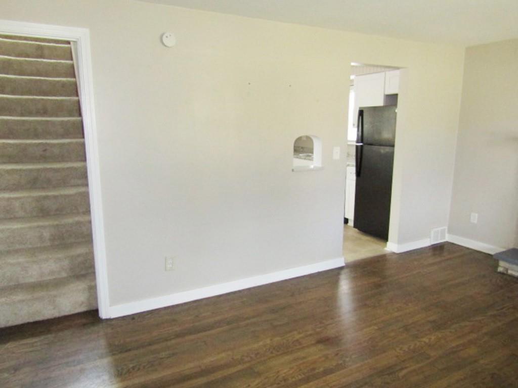 529 McGovern Road Houston, PA 15342 - Photo 8 of 30 Gallery Image 8