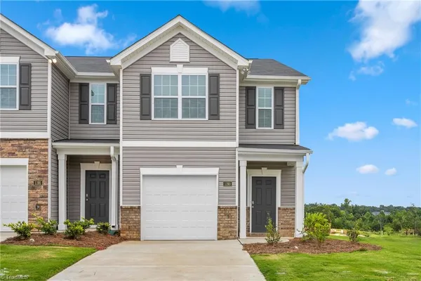 $294,999 | 1193 Evelynnview Lane, Kernersville, NC 27284