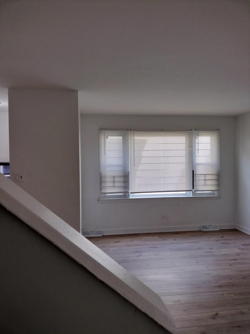 7910 South Muskegon Avenue, Unit 1 Chicago, IL 60617 - Photo 11 of 21