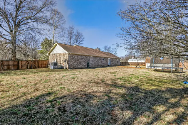 $1,800 | 1352 Farmwood Drive, Murfreesboro, TN 37128
