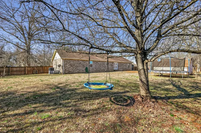 $1,800 | 1352 Farmwood Drive, Murfreesboro, TN 37128