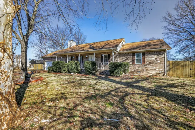 $1,800 | 1352 Farmwood Drive, Murfreesboro, TN 37128