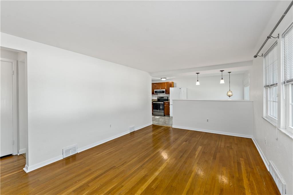 220 Amity Road Glenshaw, PA 15116 - Photo 12 of 44