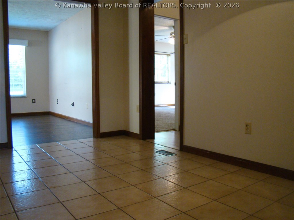 2 Planters Road Winfield, WV 25213 - Photo 7 of 30 Gallery Image 7