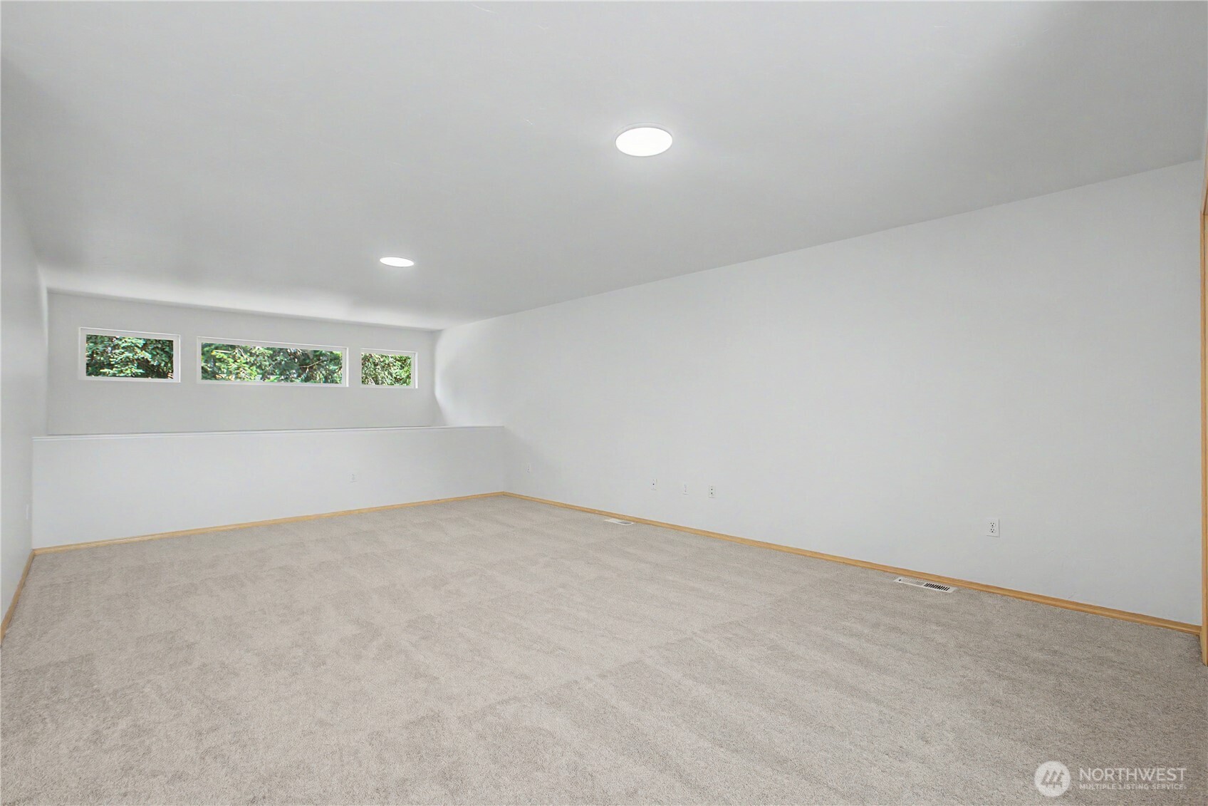 6604 Riviera Court Southeast Lacey, WA 98513 - Photo 14 of 39