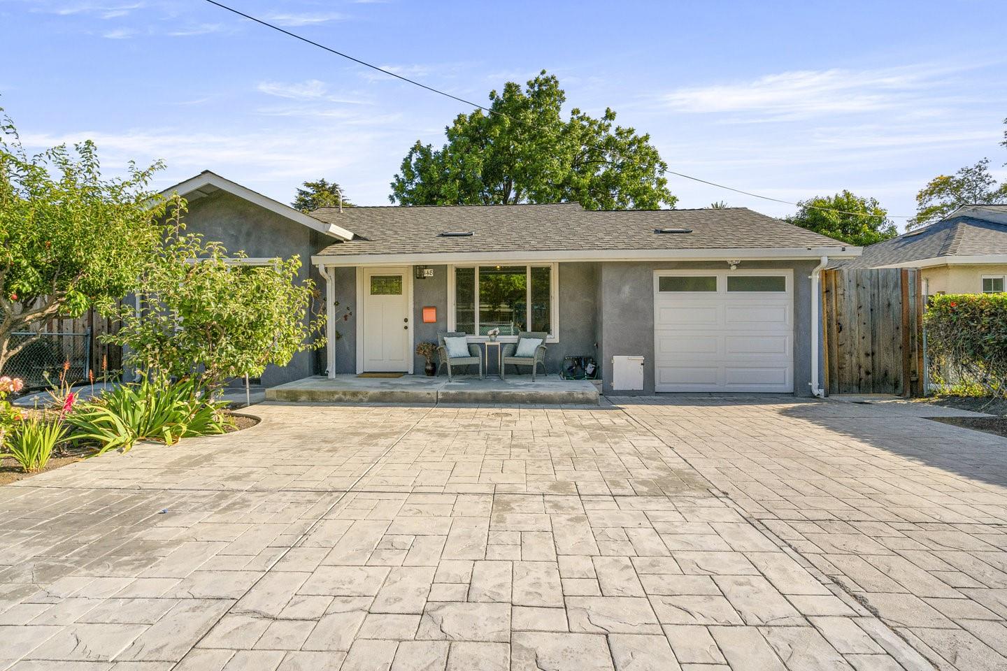 148 West Maude Ave