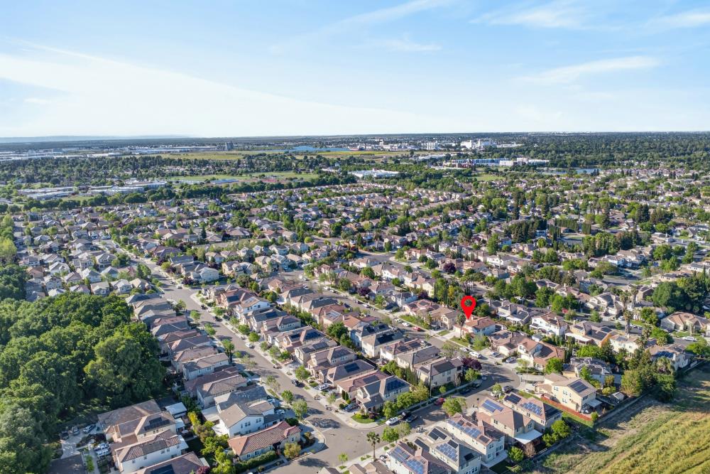 1820 Donner Road West Sacramento, CA 95691 - Photo 35 of 44 an aerial view of multiple house