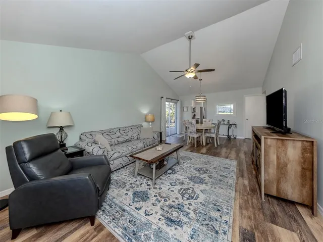 $289,000 | 1310 Pine Lake Drive, Unit 10, Venice, FL 34285