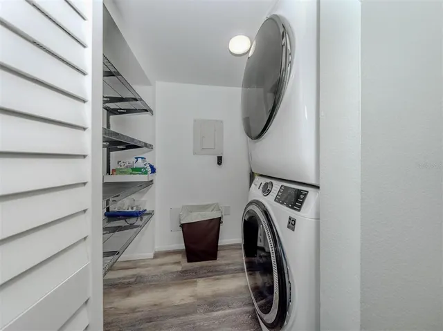 $289,000 | 1310 Pine Lake Drive, Unit 10, Venice, FL 34285