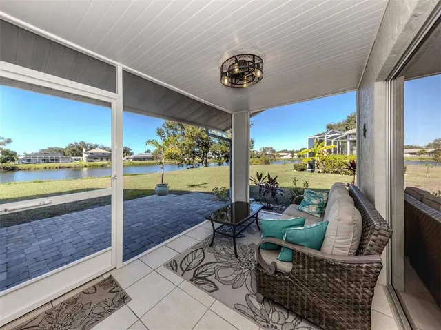 $289,000 | 1310 Pine Lake Drive, Unit 10, Venice, FL 34285