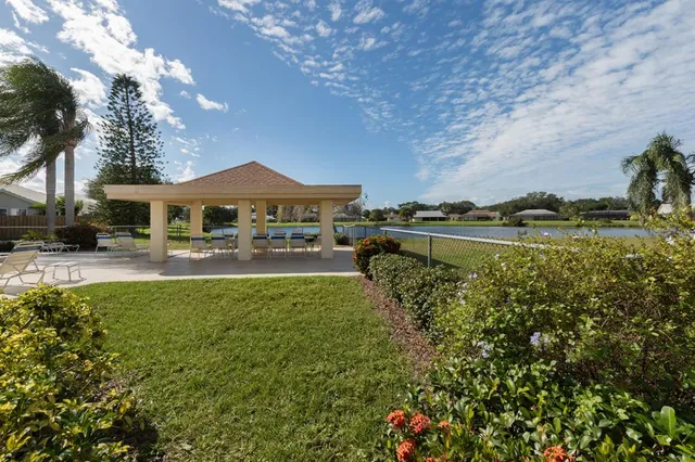 $289,000 | 1310 Pine Lake Drive, Unit 10, Venice, FL 34285