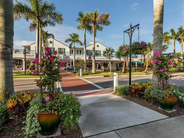 $289,000 | 1310 Pine Lake Drive, Unit 10, Venice, FL 34285
