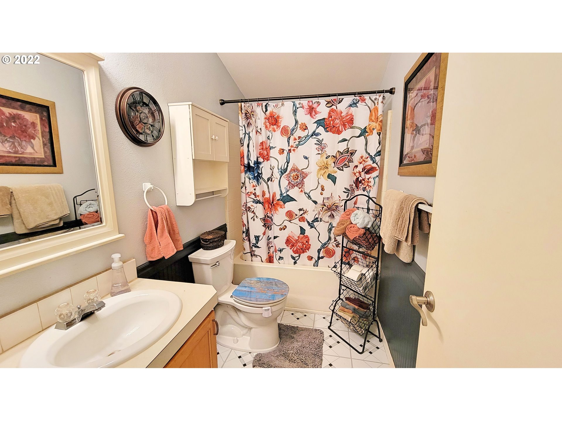 40180 Log Creek Road Marcola, OR 97454 - Photo 9 of 26 Gallery Image 9