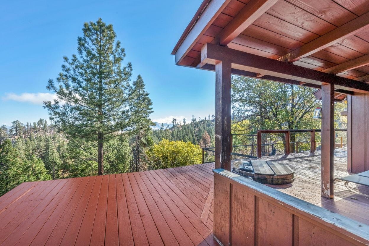 740-935 Sugar Loaf Road Doyle, CA 96109 - Photo 21 of 25 a view of porch with a patio