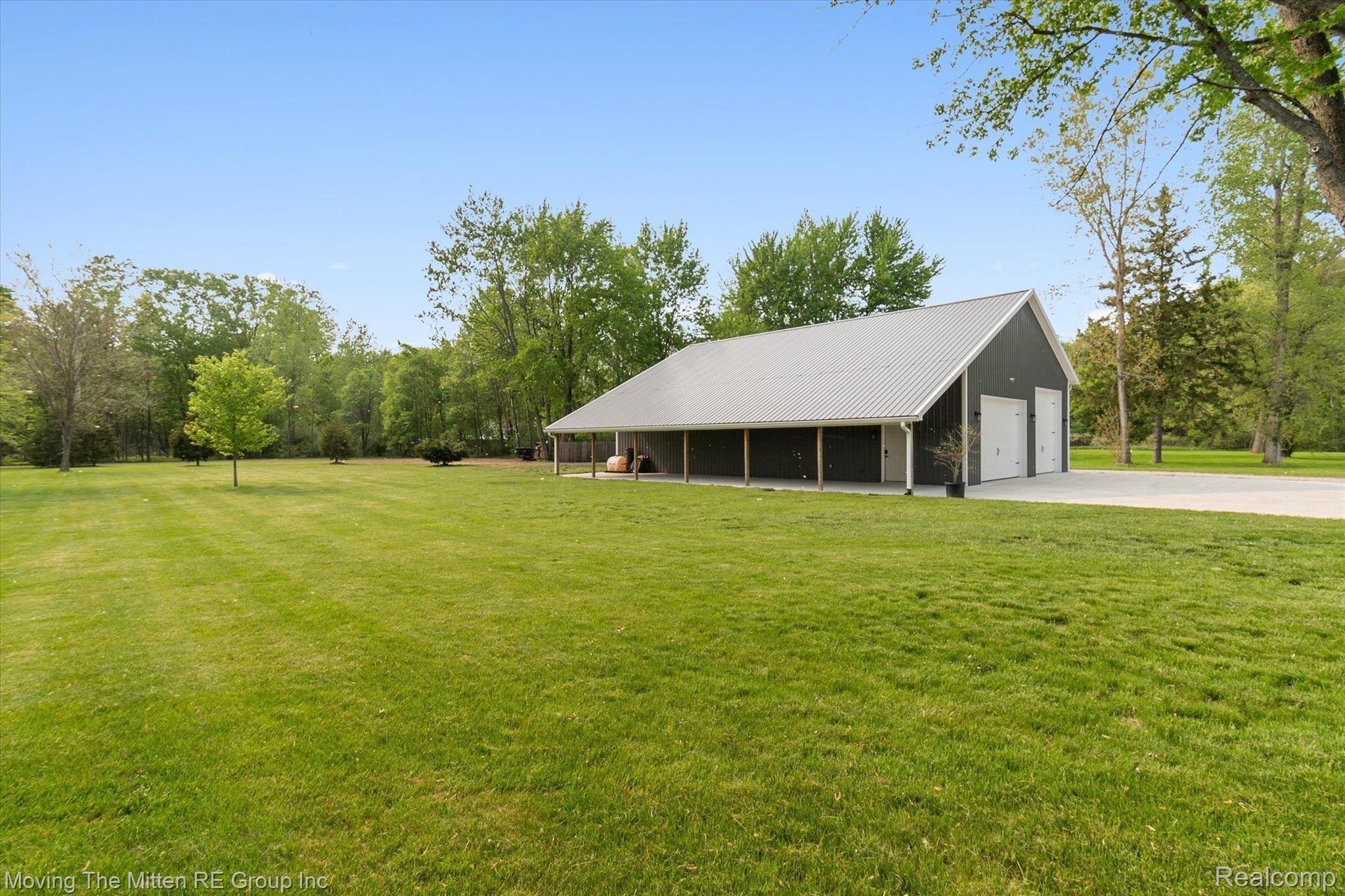 25900 Karr Road Belleville, MI 48111 - Photo 19 of 53 Home Highlight Photo
