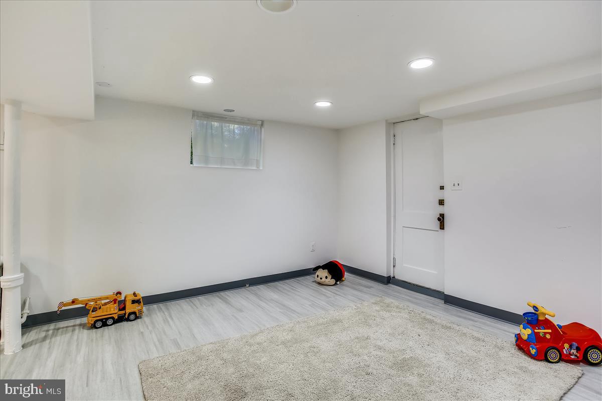 3926 Military Road Northwest Washington, DC 20015 - Photo 118 of 139