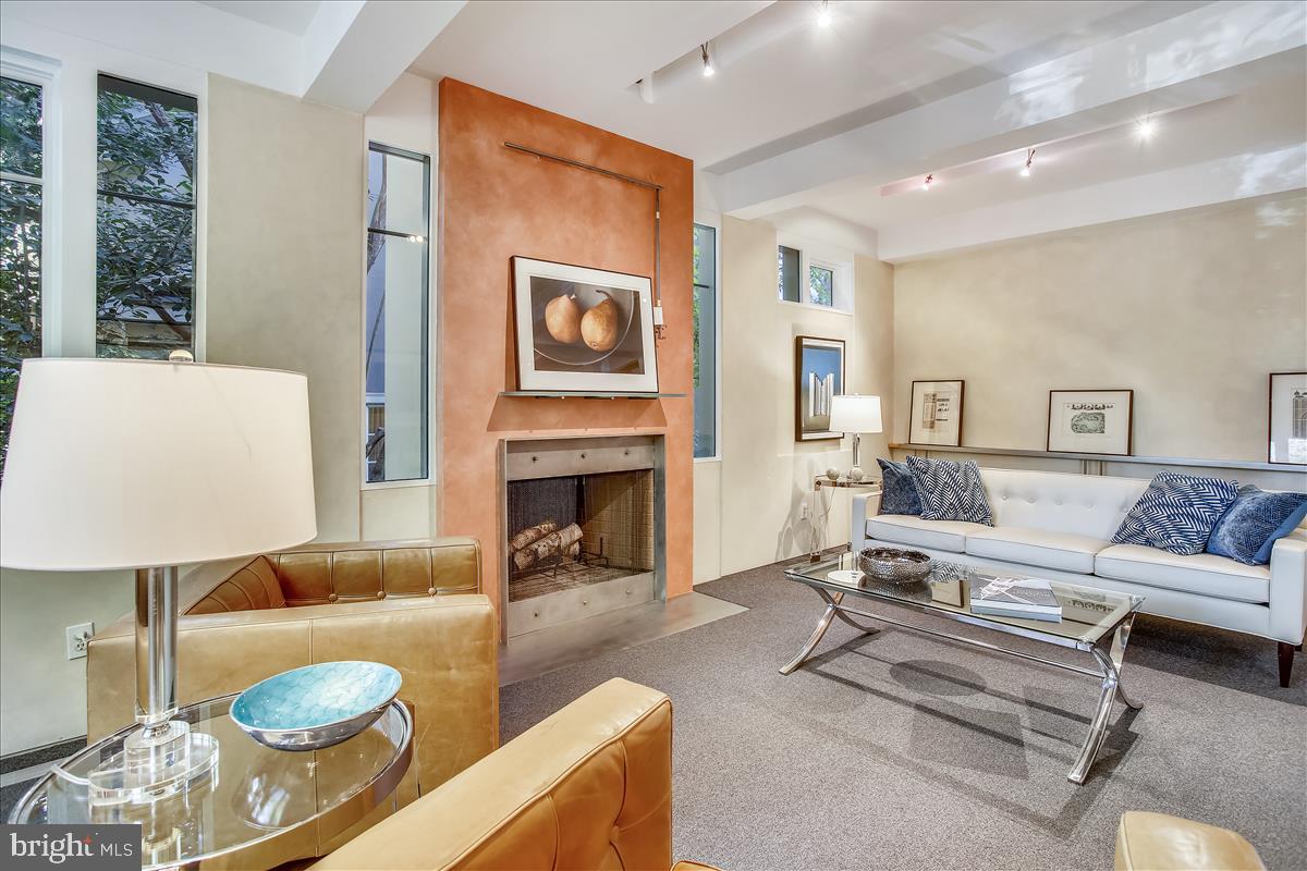 3926 Military Road Northwest Washington, DC 20015 - Photo 17 of 139