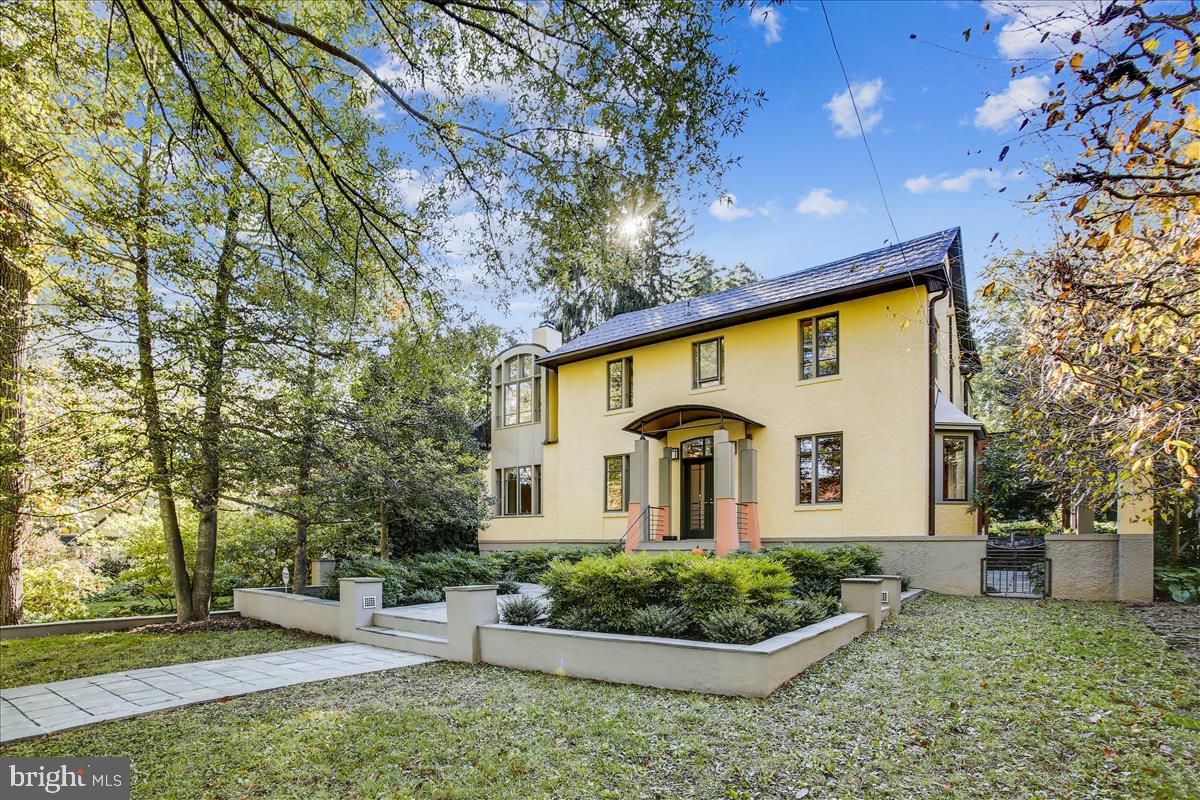 3926 Military Road Northwest Washington, DC 20015 - Photo 3 of 139