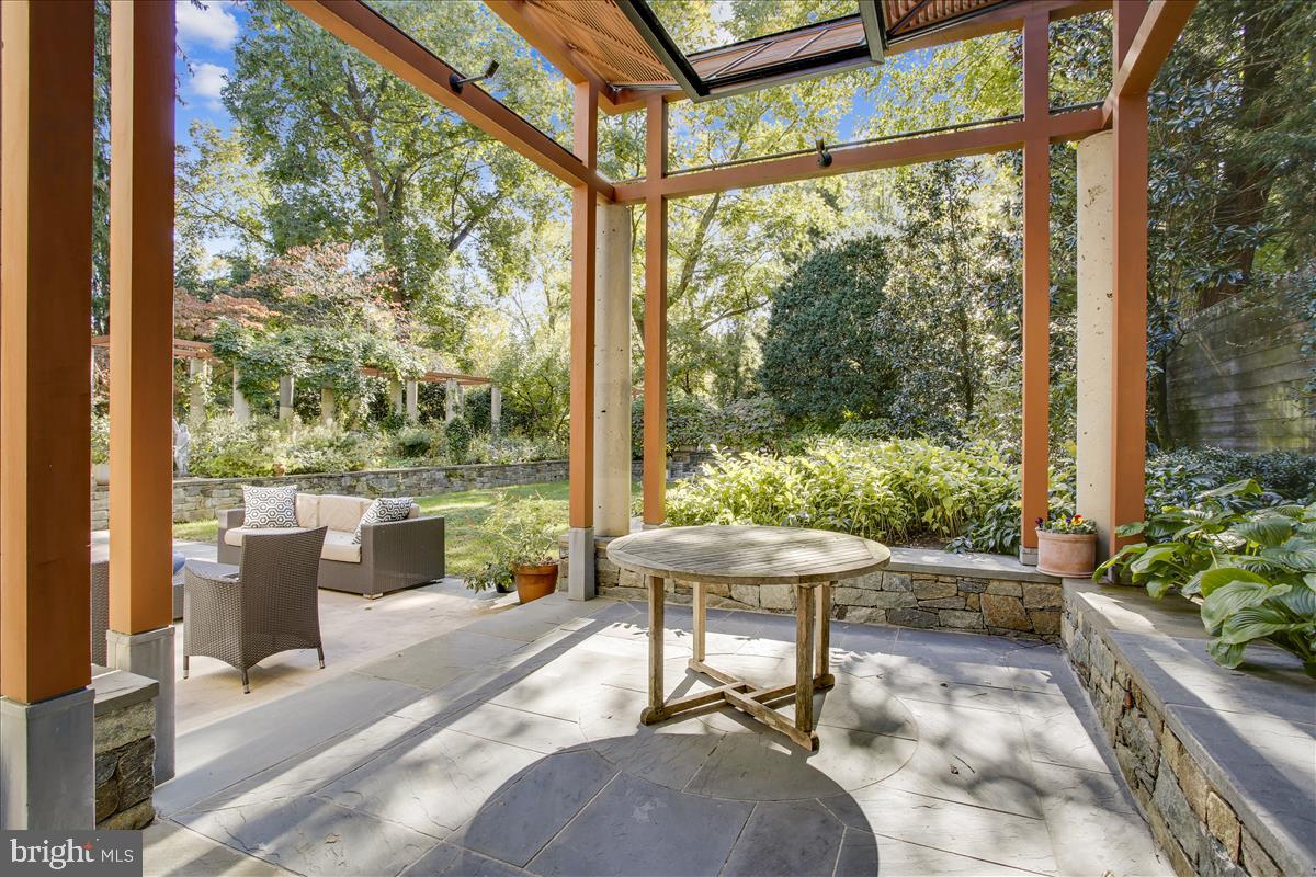 3926 Military Road Northwest Washington, DC 20015 - Photo 39 of 139