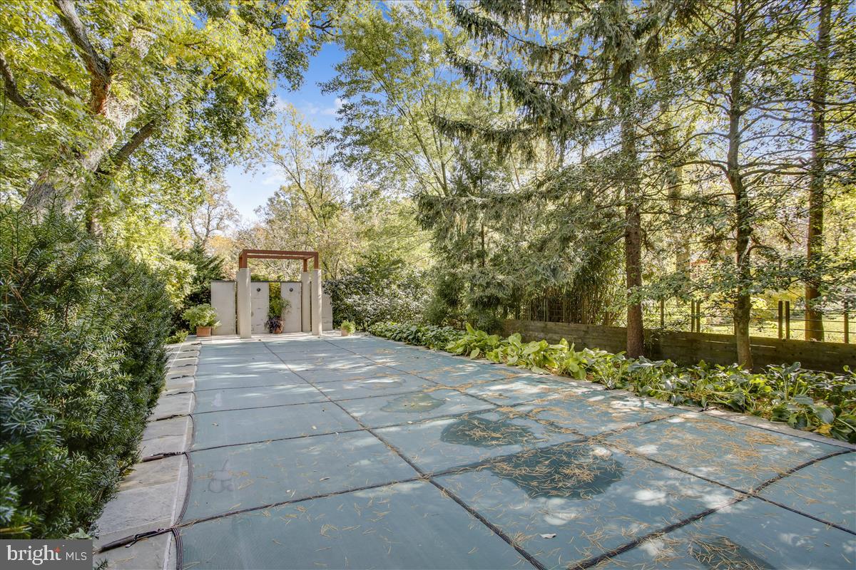 3926 Military Road Northwest Washington, DC 20015 - Photo 44 of 139