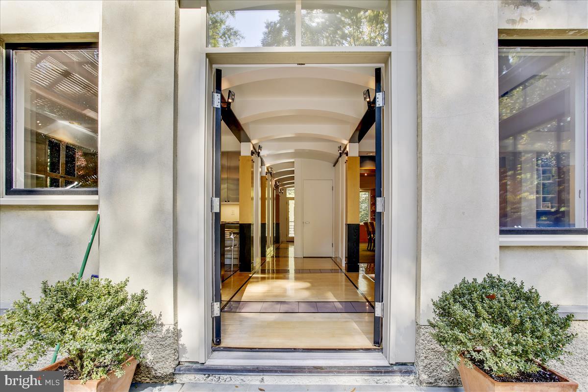 3926 Military Road Northwest Washington, DC 20015 - Photo 48 of 139