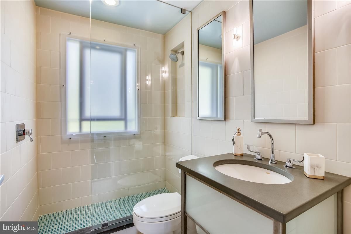 3926 Military Road Northwest Washington, DC 20015 - Photo 76 of 139