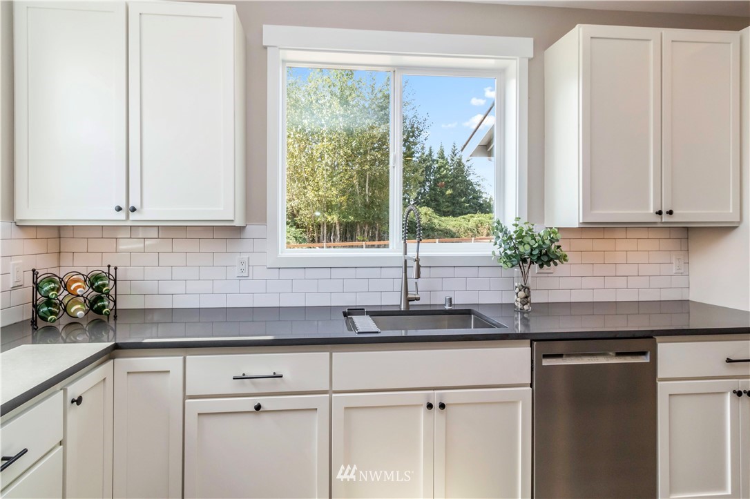 7121 Riverview Road Snohomish, WA 98290 - Photo 12 of 26 Gallery Image 12