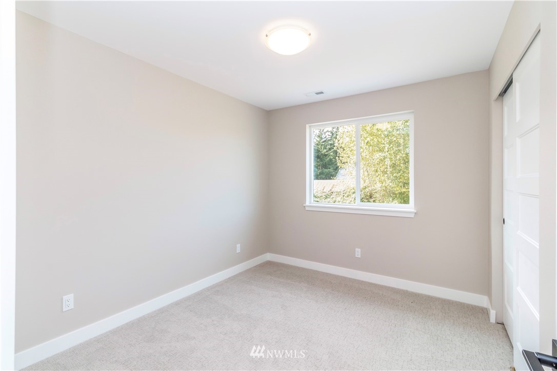 7121 Riverview Road Snohomish, WA 98290 - Photo 18 of 26 Gallery Image 18